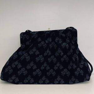 XL Retro Black and Gray Floral Printed Velour Kisslock Bag